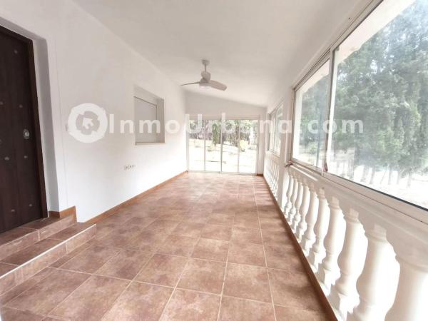 Casa independiente en via Sense Nom