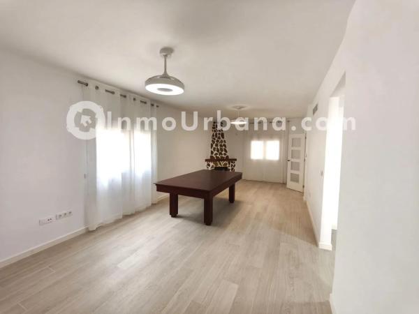 Casa independiente en via Sense Nom