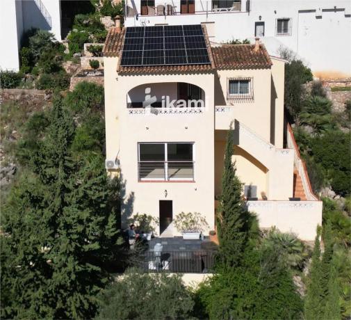 Casa independiente en Urbanizacion les Bassetes