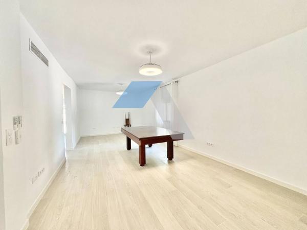 Casa independiente en via Sense Nom