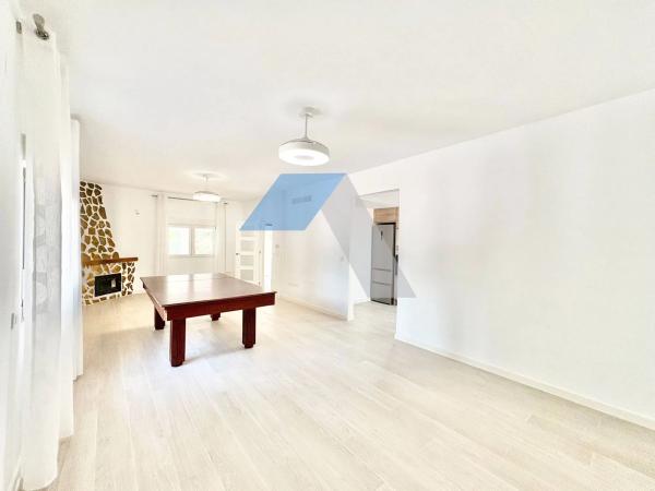 Casa independiente en via Sense Nom