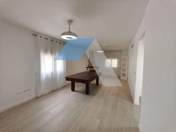 Casa independiente en via Sense Nom