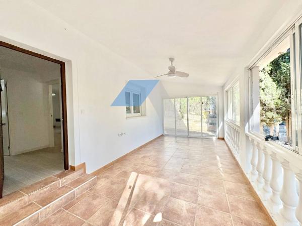 Casa independiente en via Sense Nom