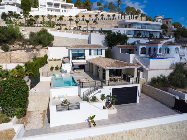 Casa independiente en avenida de Pedramala