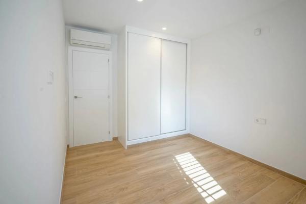 Casa independiente en calle del Lliri