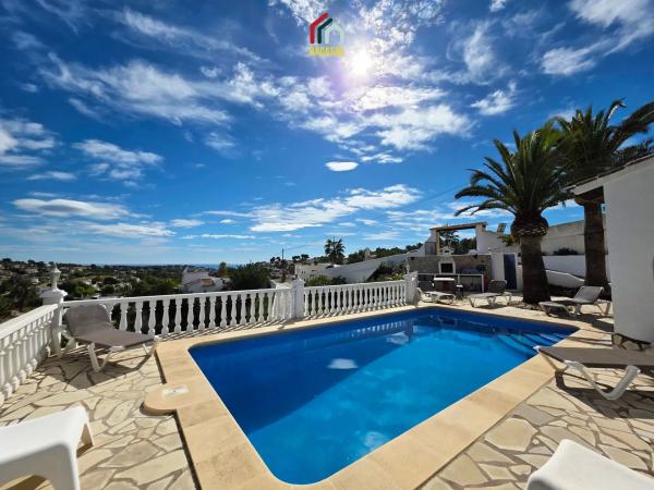 Casa independiente en calle Camelia, 26