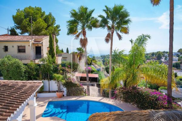 Chalet en Cala Advocat - Baladrar