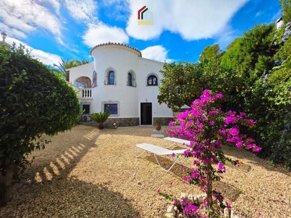 Casa independiente en calle Camelia, 26