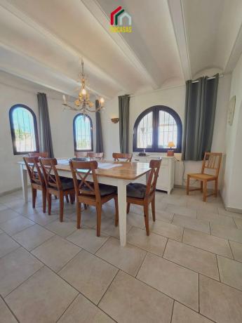 Casa independiente en calle Camelia, 26