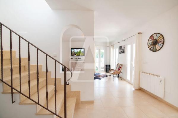 Chalet en Cala Advocat - Baladrar