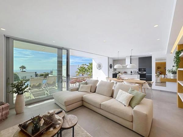 Casa independiente en calle Magnolias