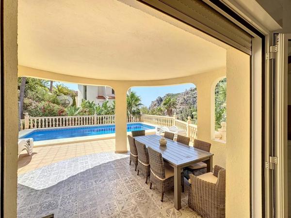 Casa independiente en Zona Encinas