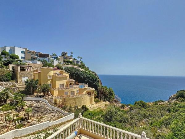 Casa independiente en calle Olivos