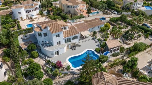 Casa independiente en Zona Kalmias