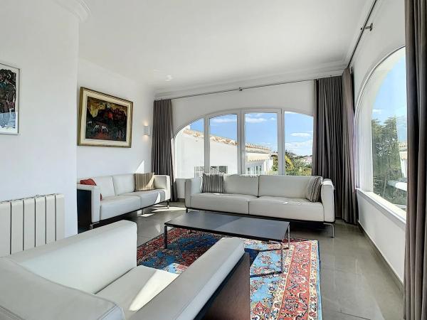 Casa independiente en Zona Kalmias