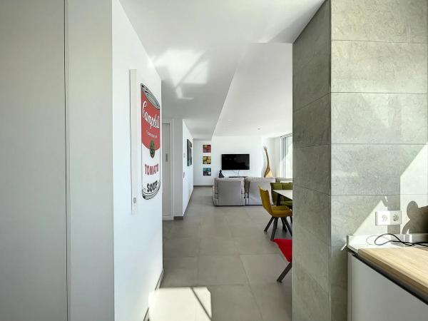 Casa independiente en calle Lirios