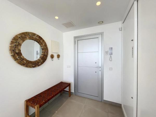 Casa independiente en calle Lirios