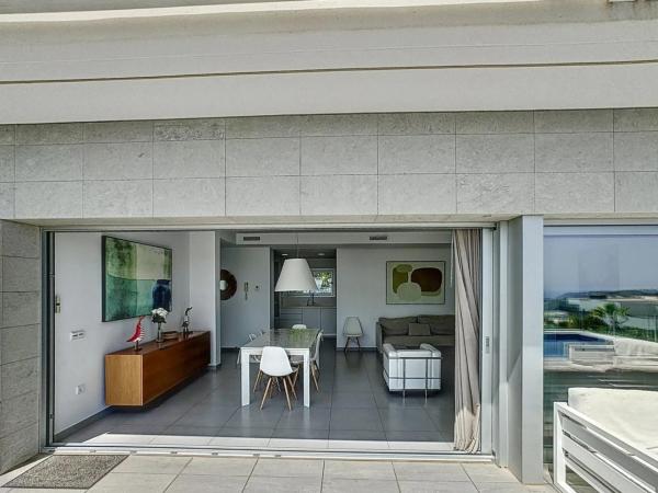 Casa independiente en calle Lirios