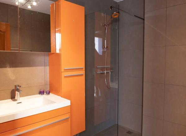 Casa independiente en calle Palmeras