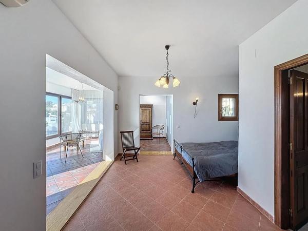 Casa independiente en calle Magnolias