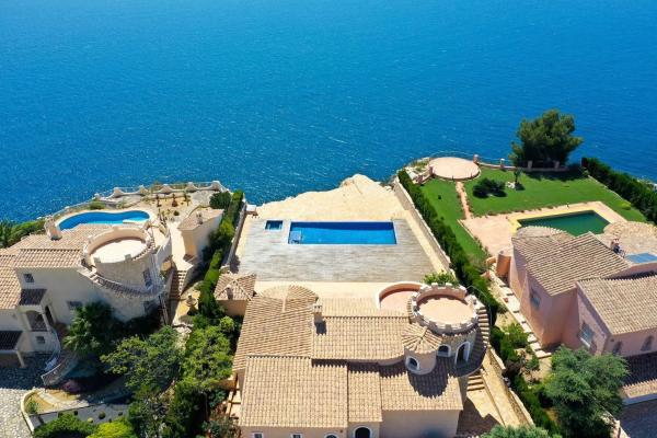 Casa independiente en calle Palmeras