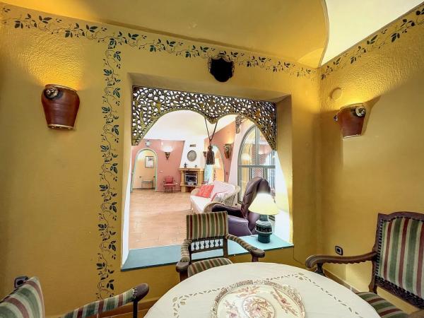 Casa independiente en calle Camelias