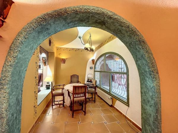 Casa independiente en calle Camelias