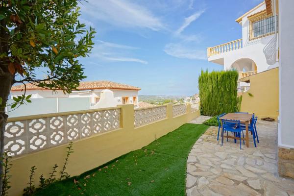 Chalet adosado en Polígono Pp.Asegador y Calistr