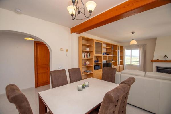 Casa independiente en Urbanització les Fonts