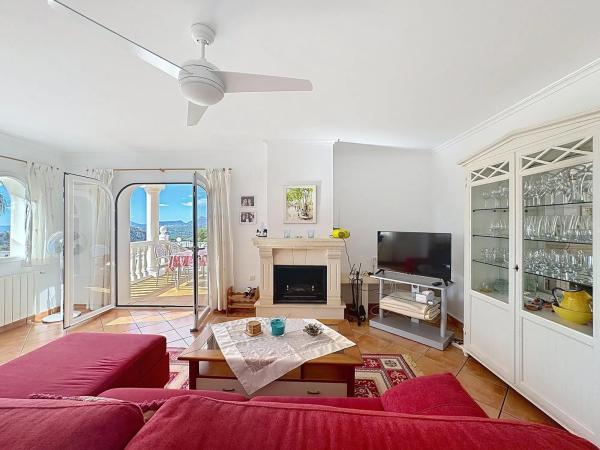 Chalet en calle Magnolias, 35