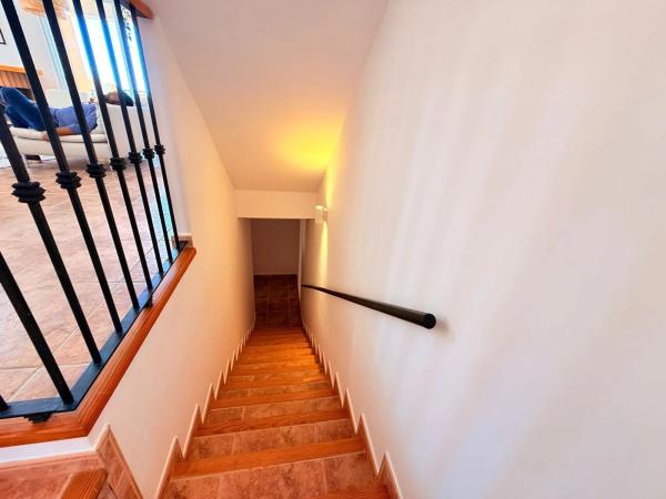 Chalet pareado en calle Girasoles