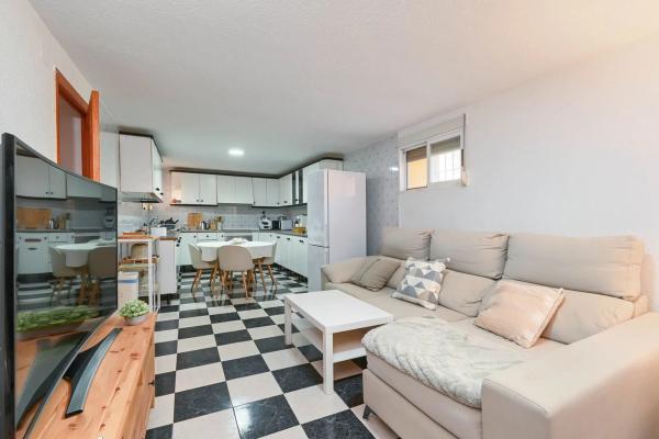 Casa independiente en Urbanización Ortenbach