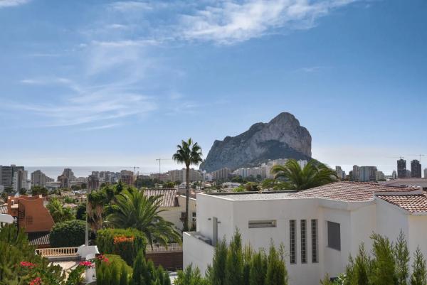 Casa independiente en Urbanización Ortenbach