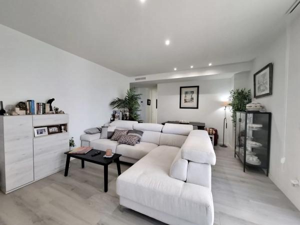 Piso en calle de Castor, 6