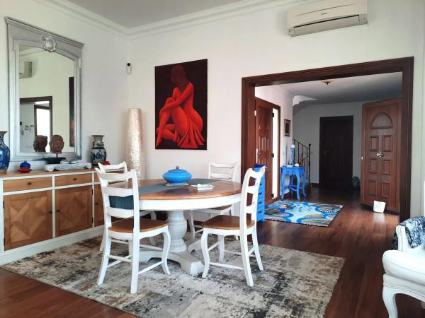 Casa independiente en calle Medussa