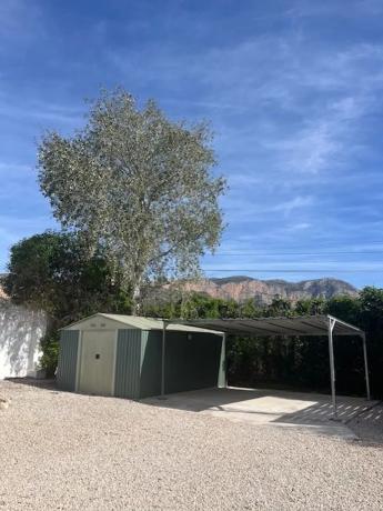 Casa terrera en camino del Cementeri, 70