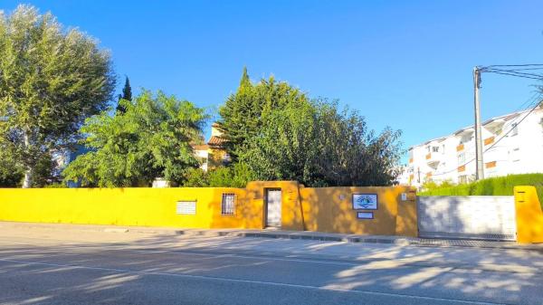 Chalet adosado en carretera de les Marines, 31