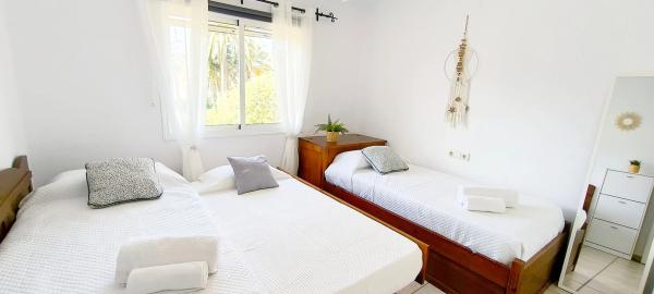 Chalet adosado en calle Cranc, 4