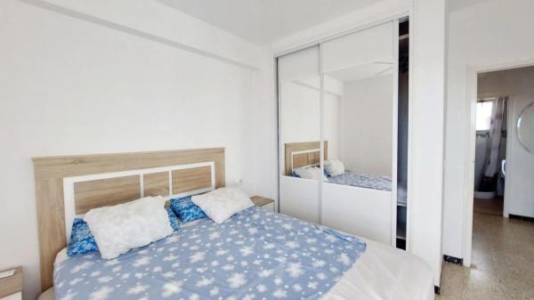 Piso en Barrio Les Bovetes-La Felicidad