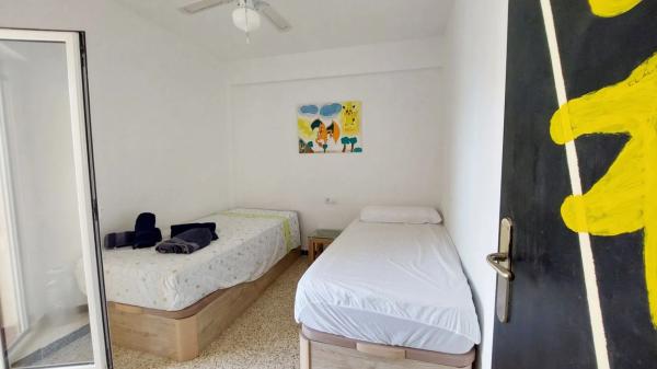 Piso en Barrio Les Bovetes-La Felicidad