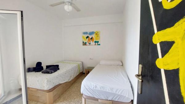 Piso en Barrio Les Bovetes-La Felicidad