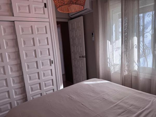 Piso en calle Òliba, 44