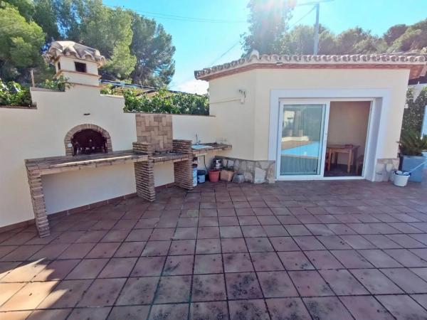 Chalet en calle Encelado