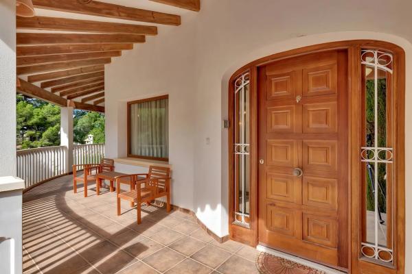 Casa independiente en calle Columba