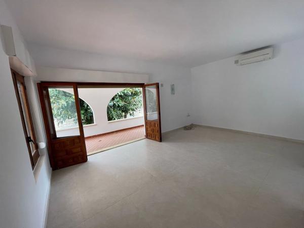 Casa independiente en calle Pal·las