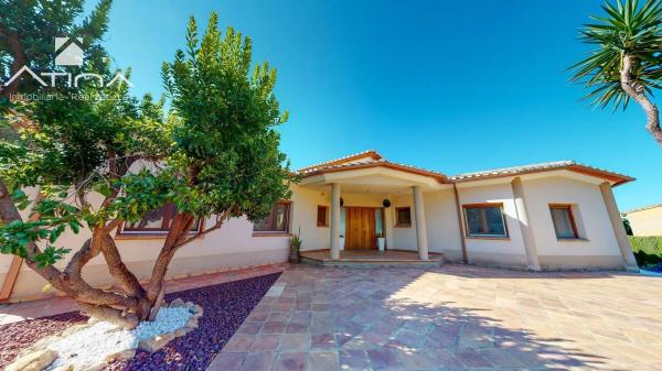 Casa independiente en Calle