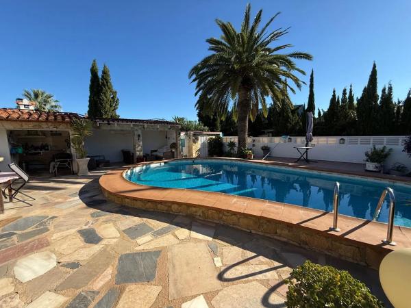 Casa independiente en Barranquets