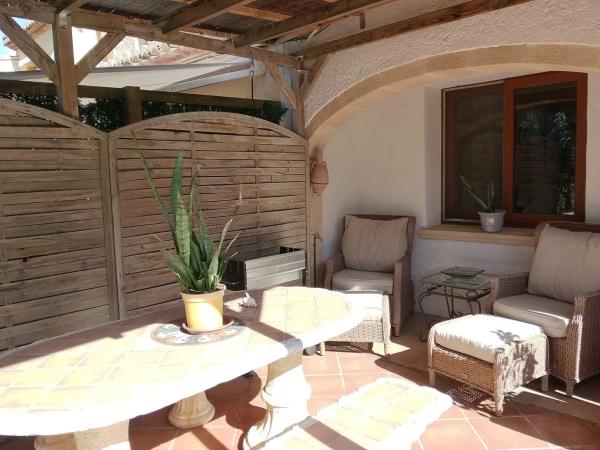 Chalet adosado en avenida Arenal, 12