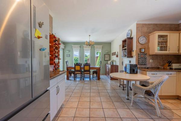 Casa independiente en calle l'Arpella