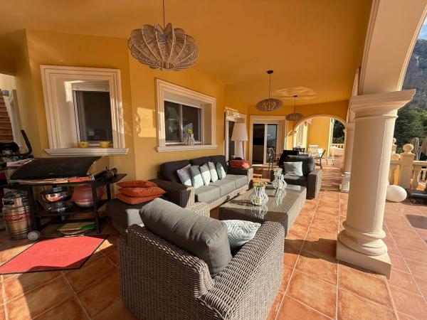 Casa independiente en calle de Cancer